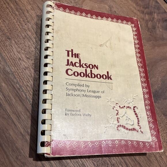 The Jackson Cookbook by The Symphony League of Jackson Mississippi (Comb Bound) - Picture 1 of 15